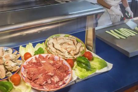 GHT Aquarium & Spa - 12