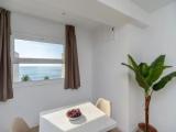 2 Bedrooms Apartment with sea view