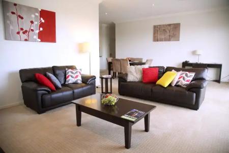 Toowoomba Central Plaza Apartment - 5