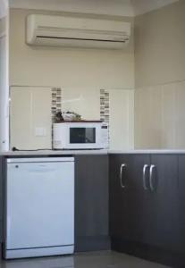 Leichhardt Motor Inn - 42
