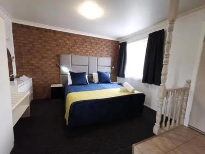 Leichhardt Motor Inn - 75