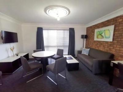 Leichhardt Motor Inn - 98