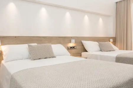 RVHotels Nieves Mar - 57