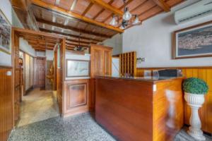 Hostal El Roser, L'Escala