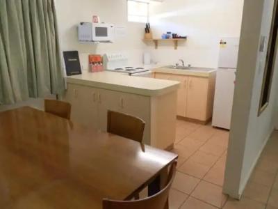 Coachman Motel - 33