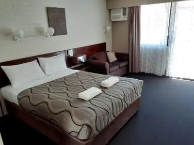 Coachman Motel - 37