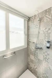 Ryans La Marina - 108