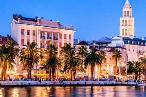 Laura Lux Suites, Split