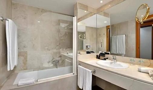 Best Western Premier CMC - 38