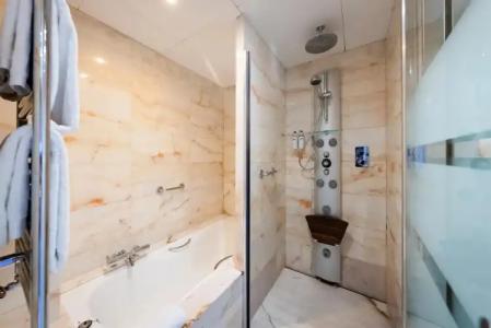 Best Western Premier CMC - 9