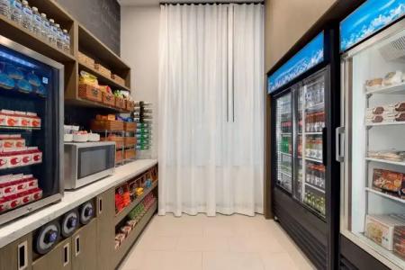 DoubleTree by Hilton New York Downtown - 24