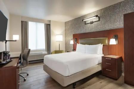 DoubleTree by Hilton New York Downtown - 6