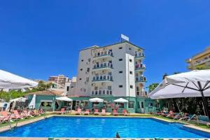 Moon Dreams Fuengirola, Fuengirola