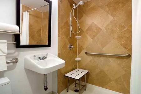 Hampton Inn Manhattan Seaport Financial District - 46