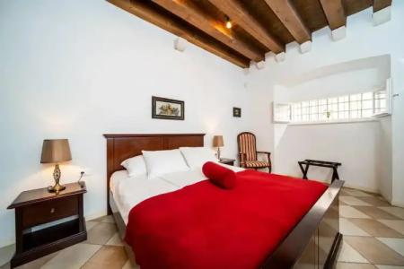 Sunce Palace Apartments with Free Offsite Parking - 43