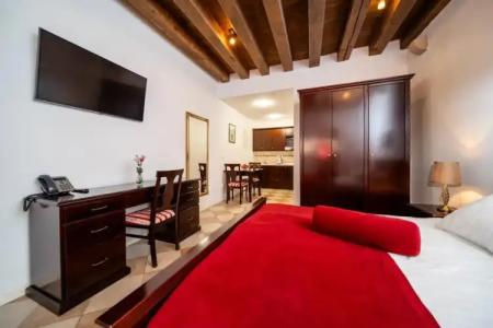 Sunce Palace Apartments with Free Offsite Parking - 32