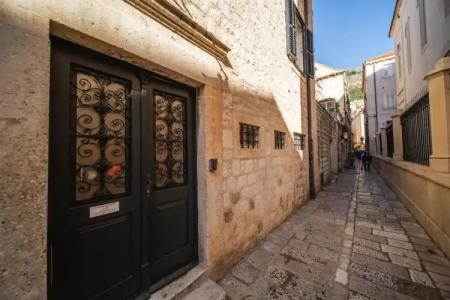 Sunce Palace Apartments with Free Offsite Parking - 25