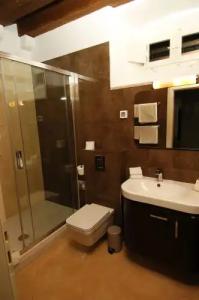 Sunce Palace Apartments with Free Offsite Parking - 46