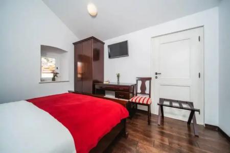 Sunce Palace Apartments with Free Offsite Parking - 30