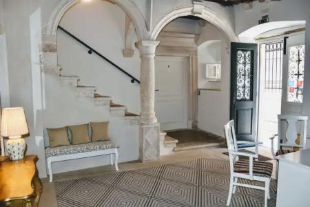 Sunce Palace Apartments with Free Offsite Parking - 9