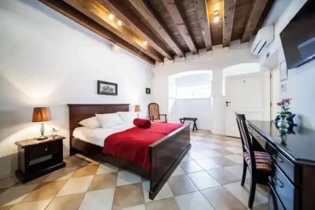 Sunce Palace Apartments with Free Offsite Parking - 81