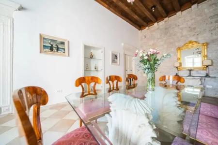 Sunce Palace Apartments with Free Offsite Parking - 27