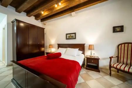 Sunce Palace Apartments with Free Offsite Parking - 36