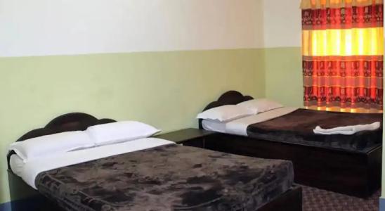 OYO 381 Pashupati Plaza - 5