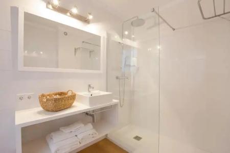 Cabot Hobby Club Apartments - 4