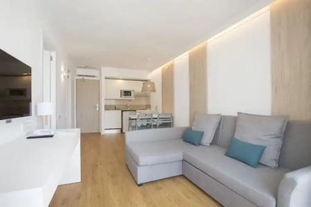 Cabot Hobby Club Apartments - 35