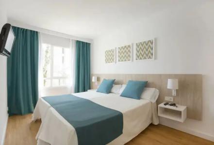 Cabot Hobby Club Apartments - 1