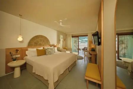 Salino Port Soller - Adults Only +16 - 95