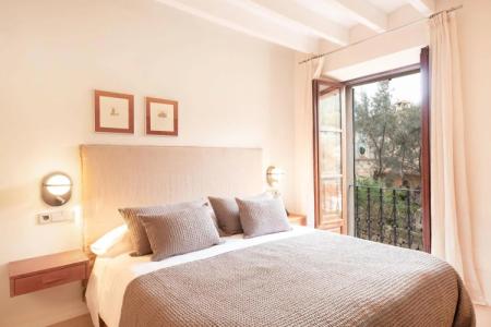 y Apartamentos DES PUIG - 24