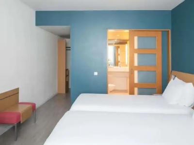 Novotel Barcelona Cornella - 60