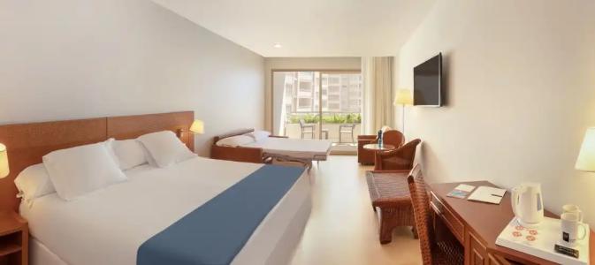 RH Ifach Family - 22