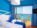 Standard room with balcony and with sea view
