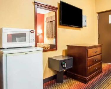 Holiday Inn Express & Suites JERSEY CITY NORTH - HOBOKEN by IHG - 13