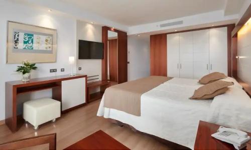 Hipotels Cala Millor Park - 76