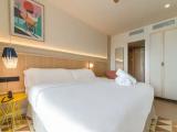 Superior Double room with balcony and with sea view
