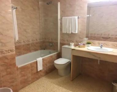 Octavia Cadaques - 8