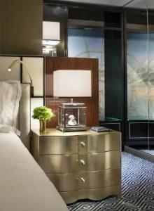 The Carlyle, A Rosewood - 15