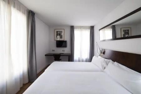 Petit Palace Arana - 44