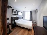Double room with city view