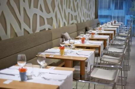 NH Collection Villa de - 16