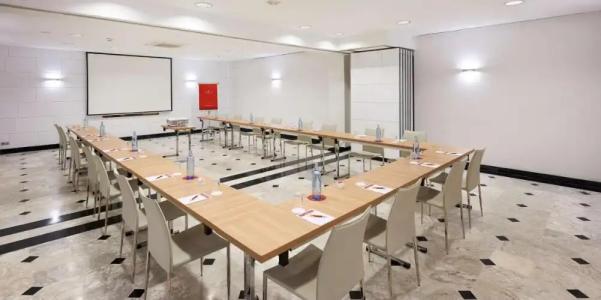 NH Collection Villa de - 21