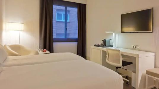 NH Collection Villa de - 39