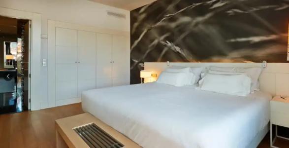 NH Collection Villa de - 40