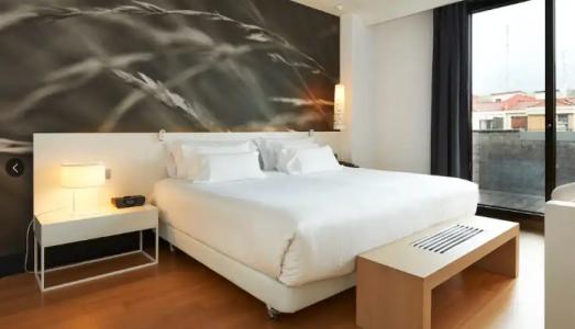 NH Collection Villa de - 41