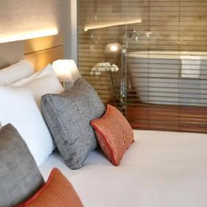 The Artist Grand of Art - 84