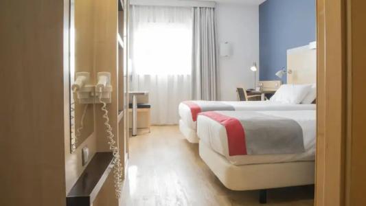 Holiday Inn Express BARCELONA - CITY 22@ by IHG - 11